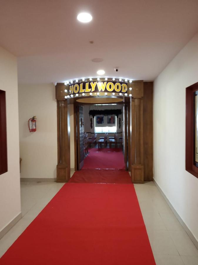 Cinemascope An Apart Hotel Chennai Exterior foto